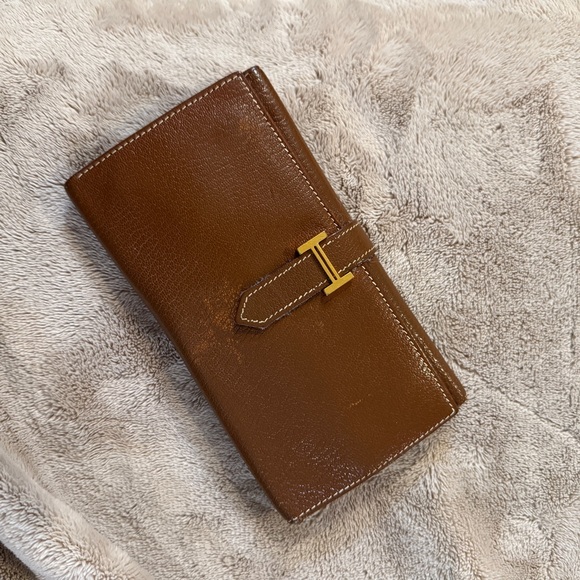Hermes Bearn Tan Leather Wallet with Gold Zipper - Picture 1 of 11